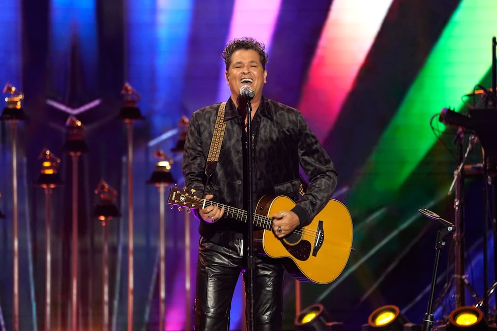 Carlos Vives durante su presentación en la 65a entrega anual del Grammy el 5 de febrero de...