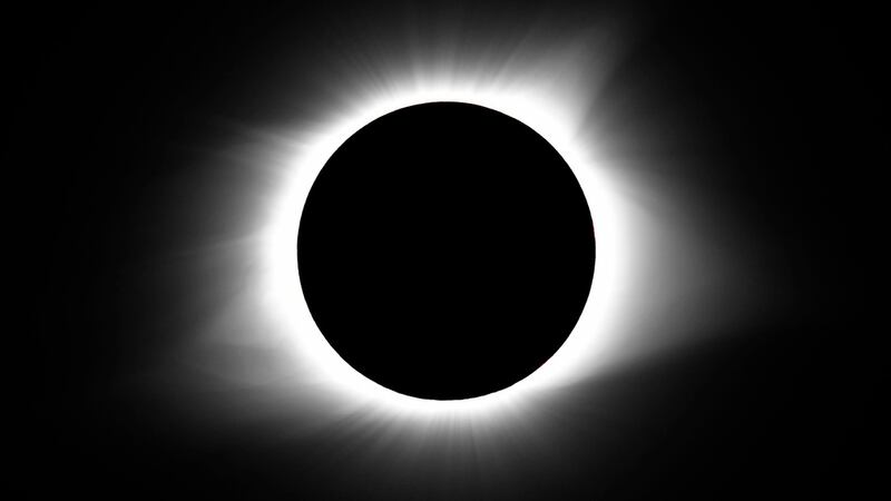 Comienza cuenta regresiva para eclipse solar total en América del Norte