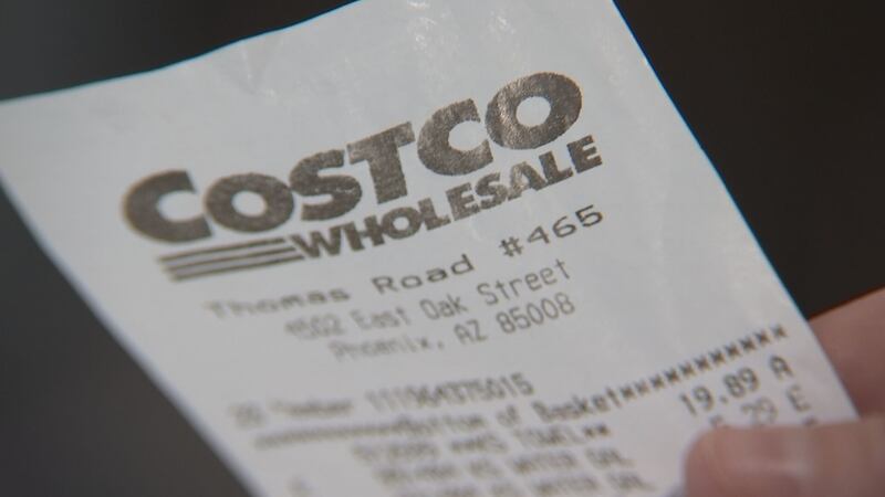 Una mujer de Phoenix fue acusada de 17 veces en su última visita a Costco. Los cargos todavía...