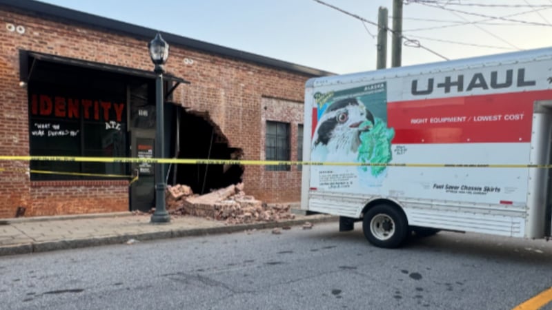 U-Haul crash Atlanta store