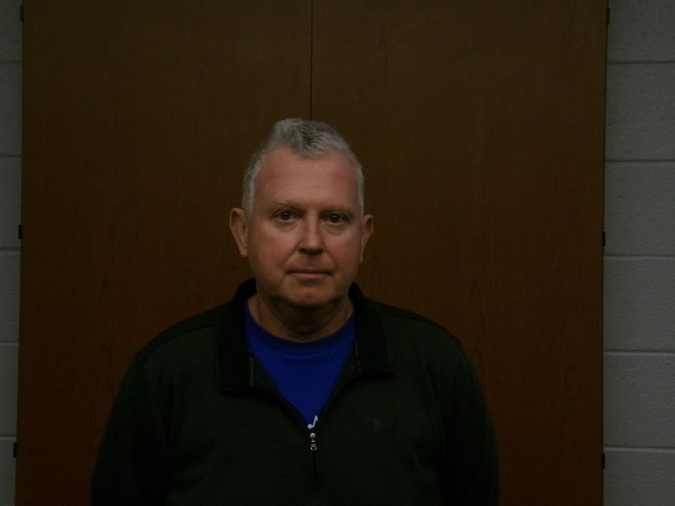 El sheriff del condado de Hall, Gerald Couch, fue arrestado por conducir bajo los efectos del...