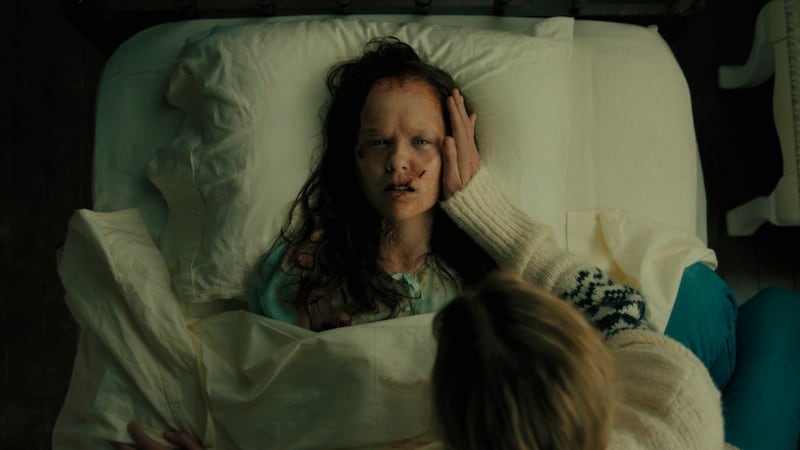 Imagen proporcionada por Universal Pictures de Olivia O'Neill en una escena de "The Exorcist:...