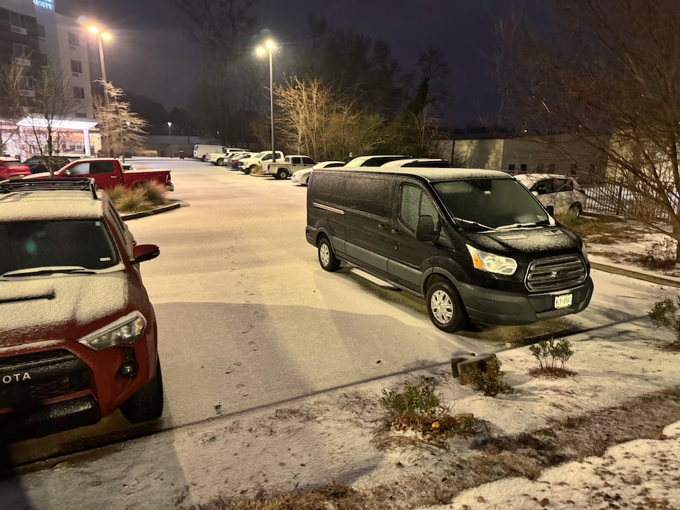 Sunday morning ice accumulation in Gainesville