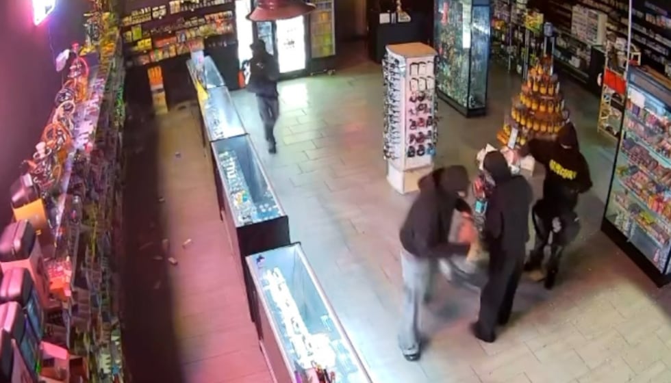 Gwinnett vape shop burglary