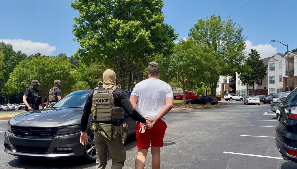 ICE arresta a venezolano sospechoso de asesinato.