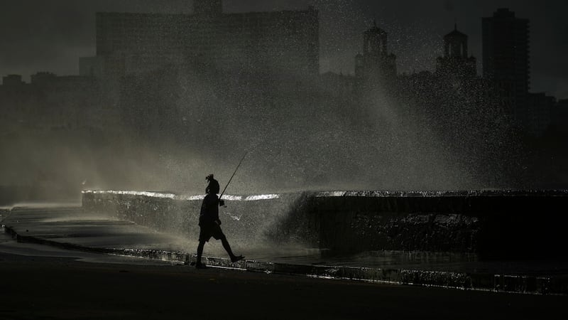 La tormenta tropical Oscar se dirige a Bahamas tras dejar 6 muertos en Cuba como huracán
