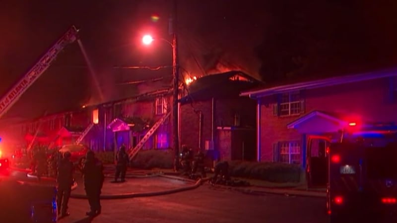 Atlanta apartment fire on Old Hapeville Road