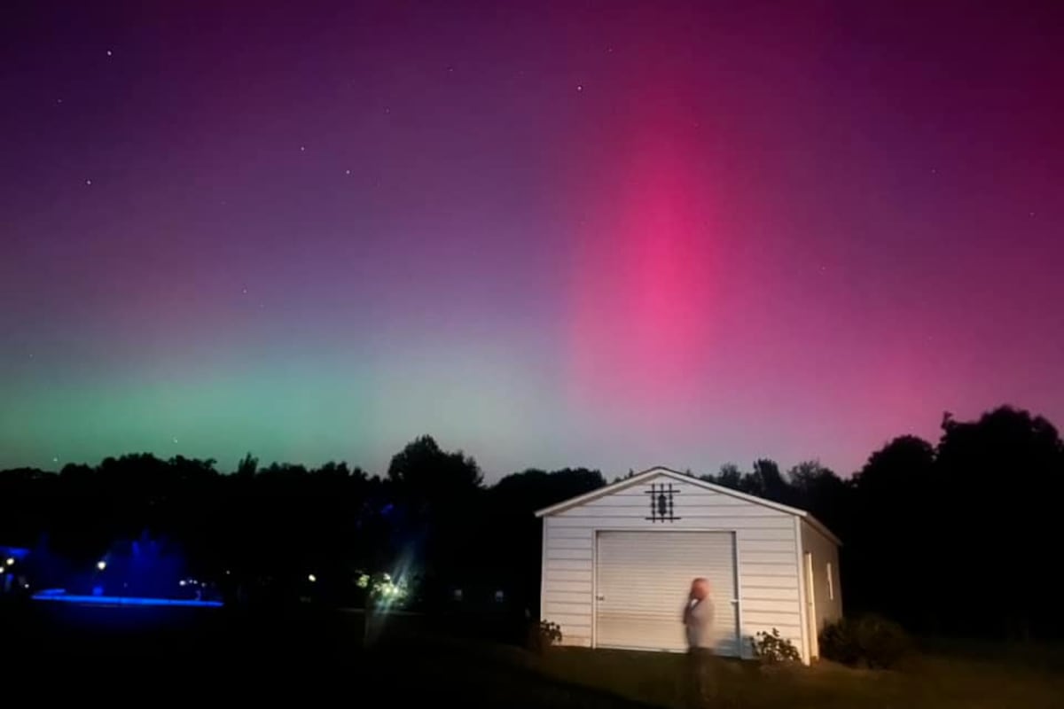 preloaded gallery image