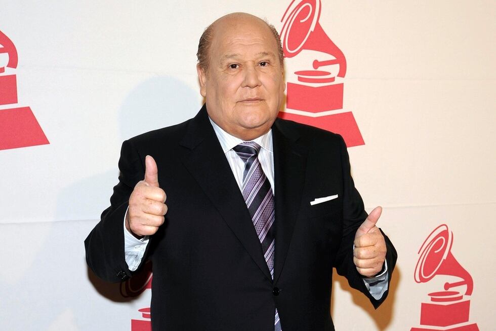 ARCHIVO - El compositor argentino Leo Dan participa en la entrega de los Premios a la...