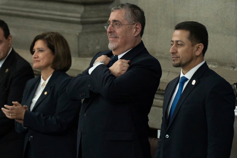 El presidente guatemalteco, Bernardo Arévalo, tras dar el informe por su primer año al...