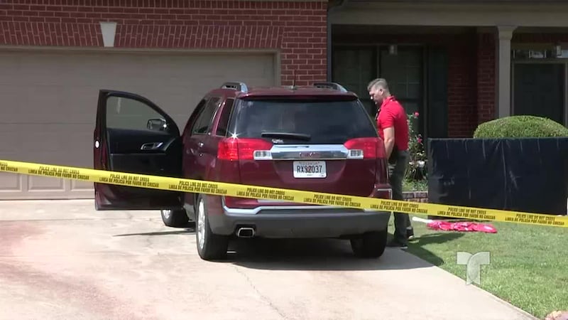 La policía dice que existe un video en donde se ve a una persona alejándose del lugar