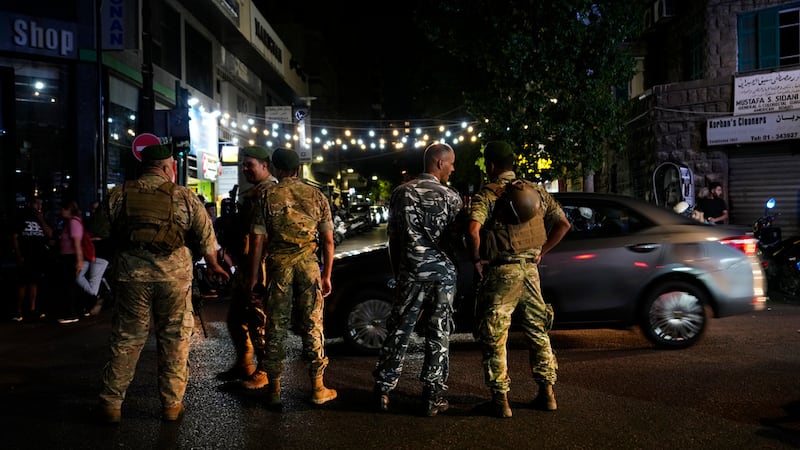 Reportan al menos 9 muertos y 300 heridos tras segunda ola de explosiones de dispositivos...