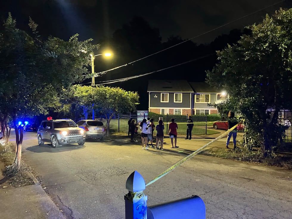 942 Hank Aaron Drive SE shooting