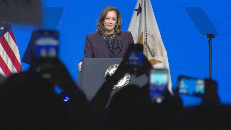 Harris tiene previsto participar esta noche en un evento de campaña en el Georgia State...