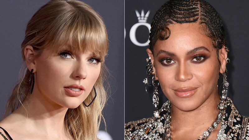 ARCHIVO -Taylor Swift en los American Music Awards en Los Angeles el 24 de noviembre de 2019,...