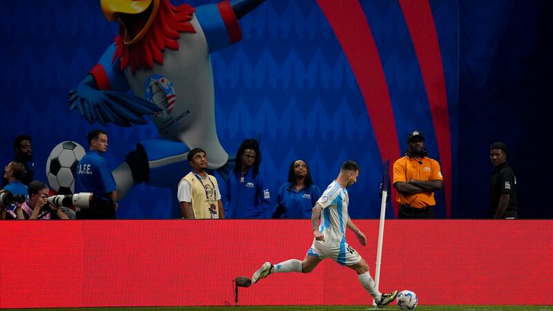 Argentina y Canadá critican el césped del estadio de Atlanta tras debut en la Copa América