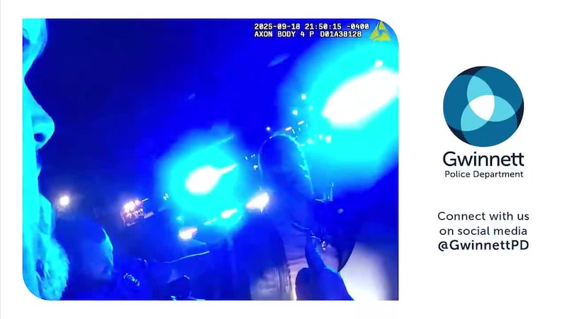 Delincuente armado se hace pasar por agente de policía en Gwinnett