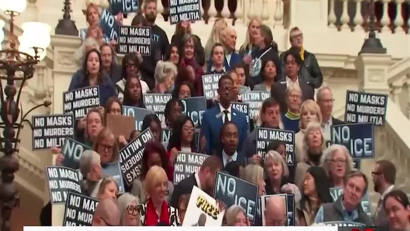 Demócratas en Georgia presentan legislación para limitar operaciones de ICE