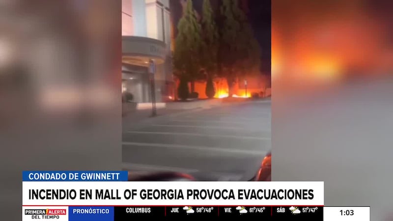 Susto en centro comercial de Gwinnett al desatarse incendio