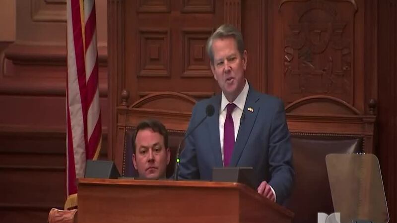 El gobernador de Georgia, Brian Kemp, detalló sus planes para este nuevo año legislativo en...