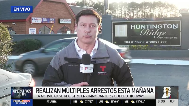 Las detenciones se realizaron en Jimmy Carter y Buford Highway. Un gran número de detenidos...
