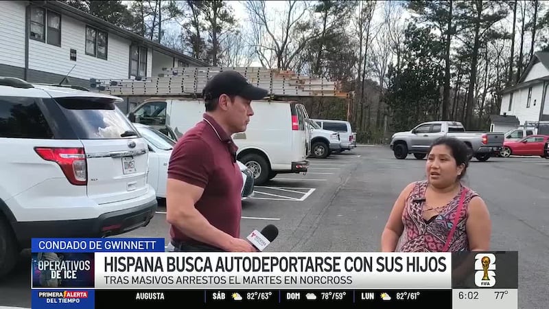 Varias madres hispanas residentes de Norcross dicen que están a punto de ser desalojadas de...