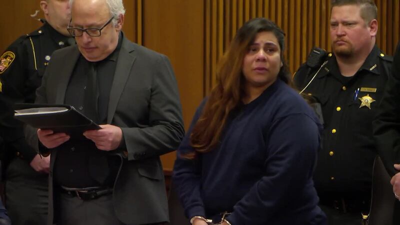 Kristel Candelario volvió 10 días después y vio a su hija muerta cubierta en su orina y heces.