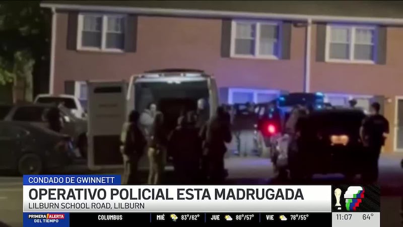 Las autoridades de Lilburn realizaron un allanamiento en un apartamento después de una...